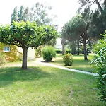 Village De Marina D'oru