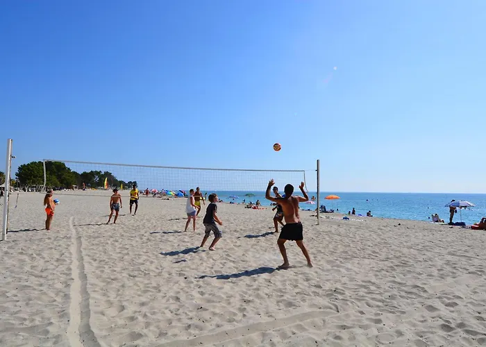 奥鲁码头假日村庄酒店 吉索纳恰