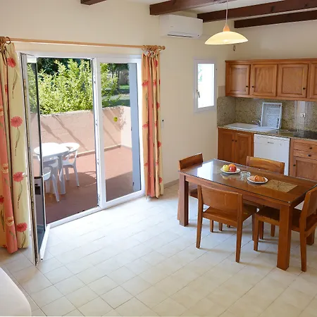 Village De Marina D'oru