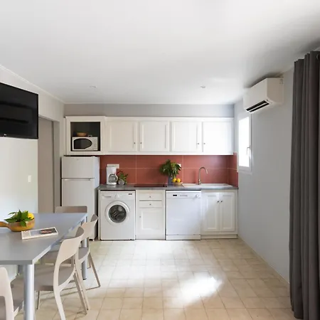 Üdülőpark Village De Marina D'oru Ghisonaccia