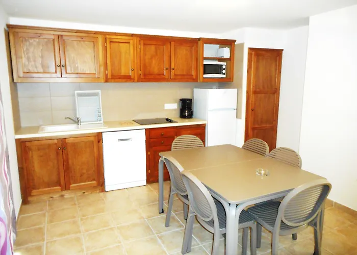 Village De Marina D'oru 4*