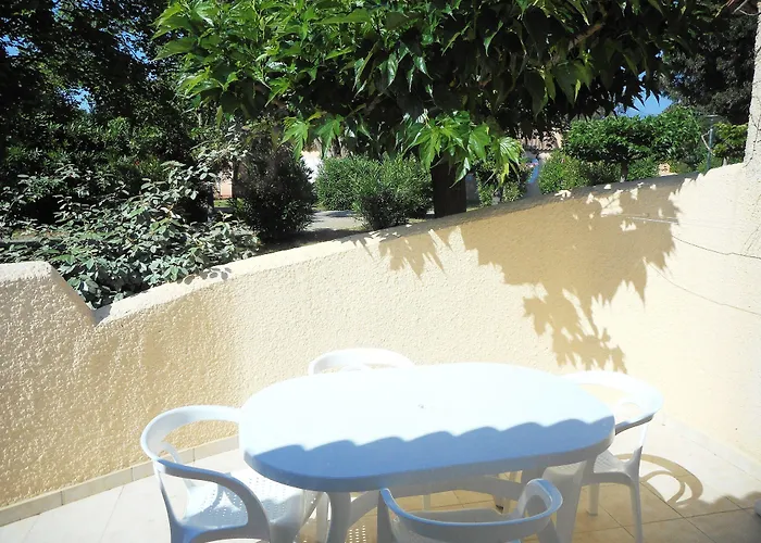 Village De Marina D'oru 4*