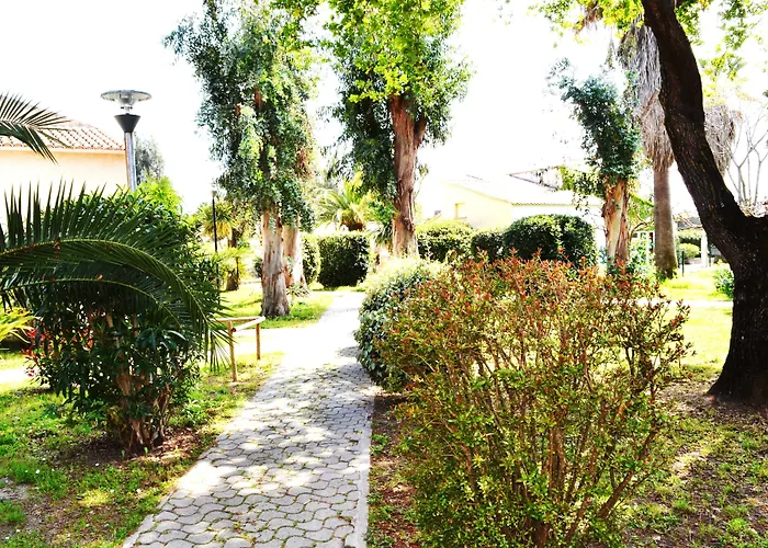 Aldeamento Turístico Village De Marina D'oru Ghisonaccia